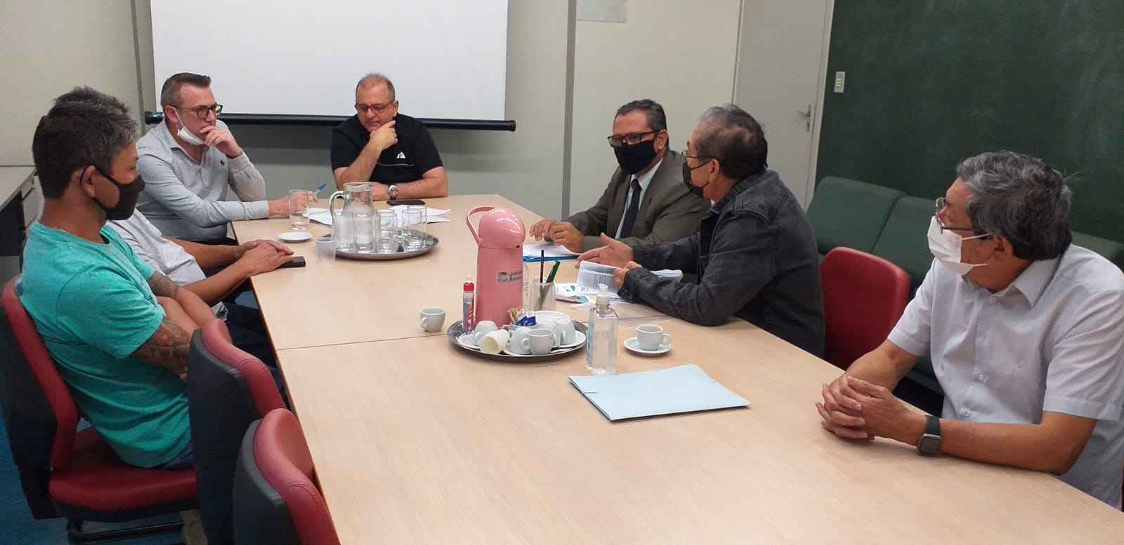 As emendas ao Projeto de Lei 3.608/2021 (Lei da Feira) propostas pelo Sindicato foram aceitas pelo governo Guti